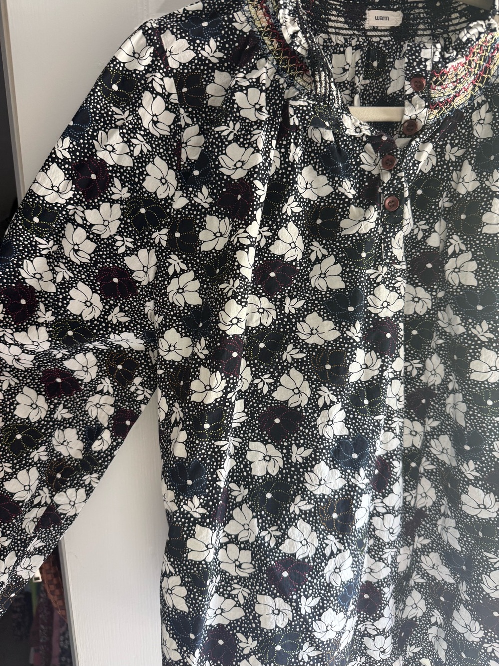 Warm - Ines Blouse - Picture 4 of 6